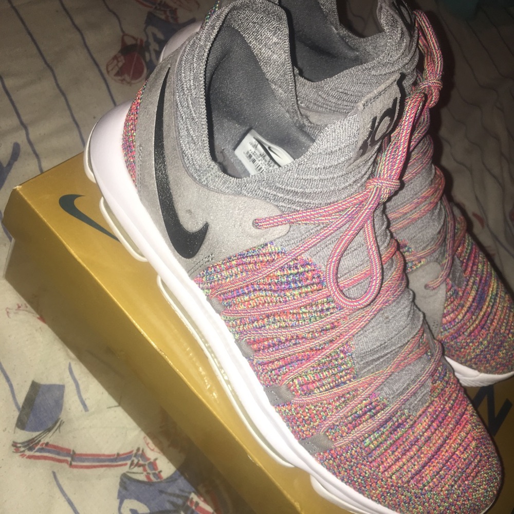 KD X Multicolor